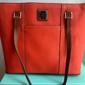 Dooney & Bourke small Lexington shopper